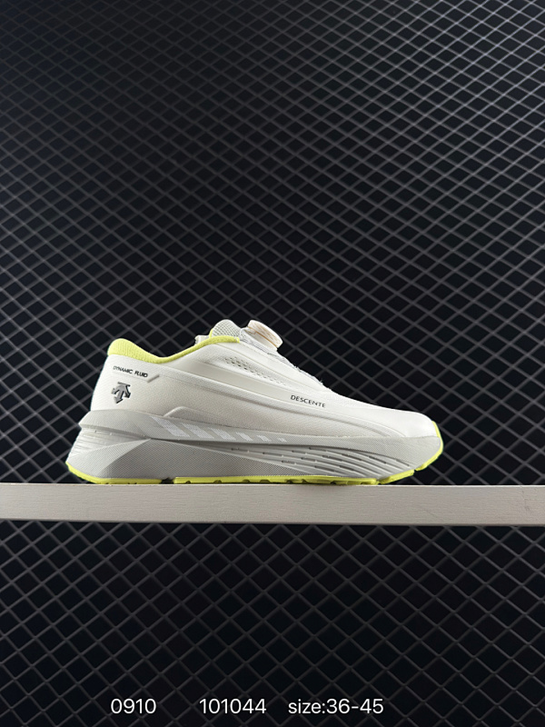 220 DESCENTE迪桑特男款CHRON复古运动休闲鞋 户外徒步鞋 旅游鞋，舒适透气皮革鞋面易清洁、侧面硅胶设计、鞋舌与鞋身柔软、鞋底轻量化设计和防滑纹路等特点，适合日常休闲