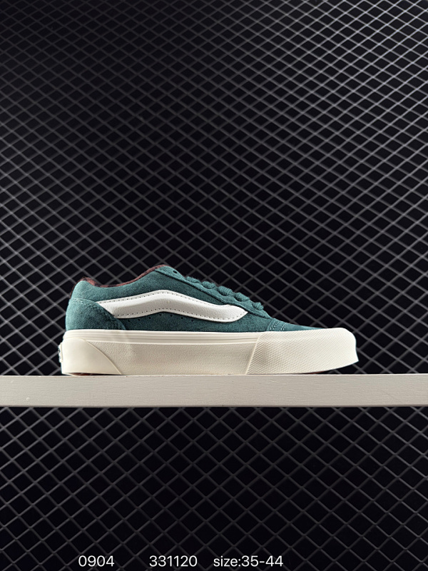100 新款 Vans Knu Skool 百搭休闲防滑减震低帮 板鞋男女同款 颜色：vans面包绿格白条 货号：VN000CS0PRM 尺码：35 36 36.5 37 38 38.