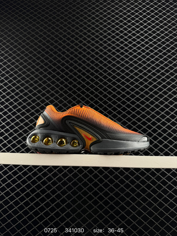 150 耐克NK Air Max Dn 气垫跑鞋  新版本出货 全新鞋款在同侧采用了圆柱仓式的设计，不仅有防滑耐磨性功能，还搭配了周围一圈柔软的泡棉材质，提供全新的复合脚感八成还是泡棉脚感  尺码：3