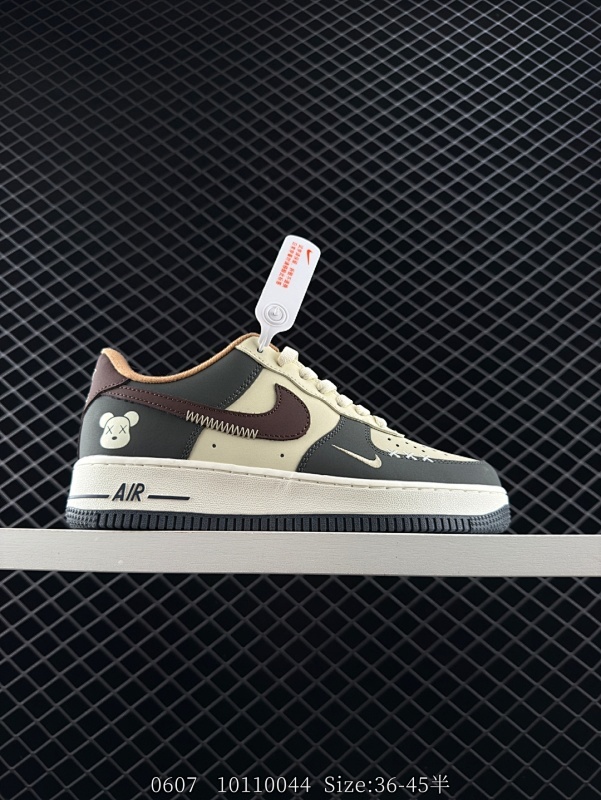 220 耐克Nike Air Force 1 Low 空军一号低帮百搭休闲运动板鞋 柔软、弹性十足的缓震性能和出色的中底设计，横跨复古与现代的外型结合，造就出风靡全球三十多年的Force 1，直到今天