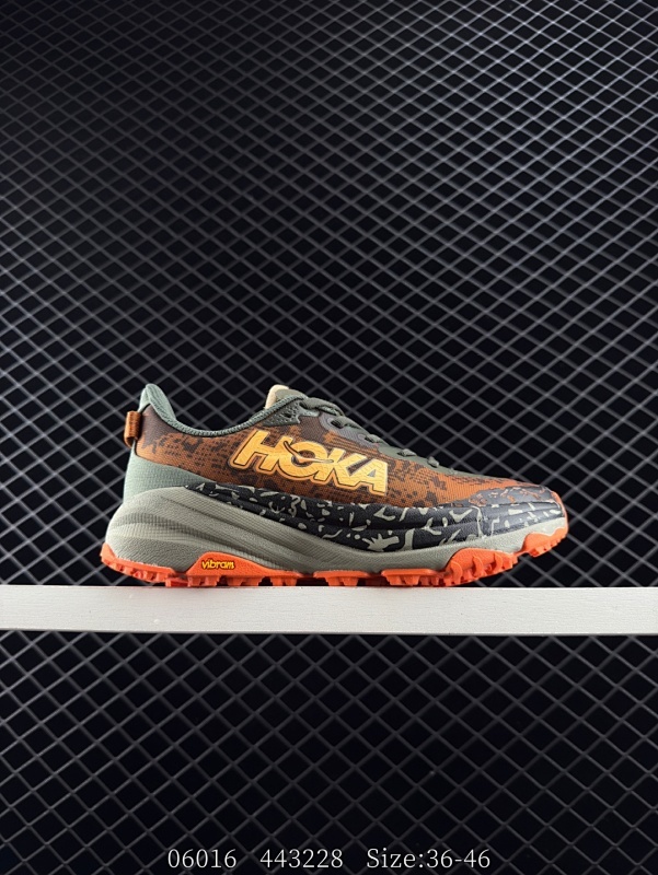 140 公司级✅小红书推荐HOKA M SPEEDGOAT 6全新配色 这个品牌来自于新西兰的毛利语，HOKA表示大地，ONE ONE表示飞越，连起来就是飞越地平线，ONE ONE不是读作“万万”，正