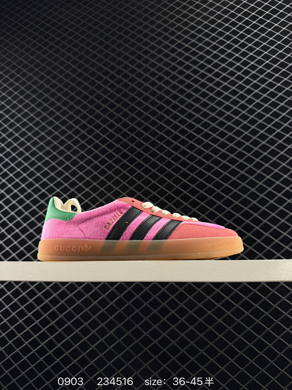 80 ✅adidas Originals Gazelle INdoor 三叶草休闲防滑耐磨低帮板鞋 鞋头出色设计 塑就出众贴合感 稳固的后跟贴合足部曲线设计 软弹舒适 不易磨脚 橡胶鞋底配合防滑纹路设