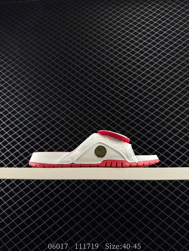 95 乔丹拖鞋aj Nike Jordan Hydro XIII Retro魔术贴 男子 拖鞋货号:684915-101 编码：111719  详情          ¥ 95