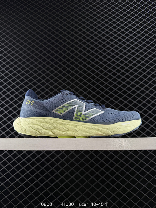 150 NB 新百伦 New Balance M880系列复古休闲运动慢跑鞋 货号:M880B14 尺码:40-45（半） 编码：141030  详情         ¥ 150