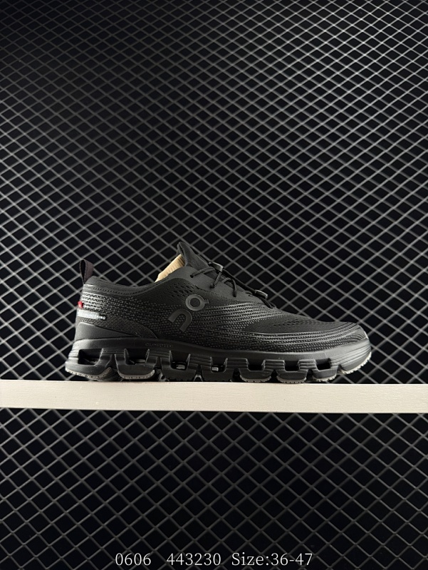 150 On 昂跑 Cloudsurfer 训练型缓震 防滑透气 低帮轻量跑步鞋  On昂跑Cloudsurfer的中底 ，采用了全新的CloudTec Phase中底科技 相对于之前相对轻薄的中底，