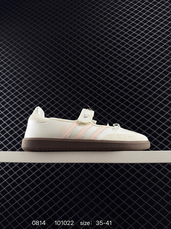 110 阿迪达斯Adidas Originals Gazelle Indoor 三叶草复古防滑耐磨低帮板鞋 鞋款采用柔软的绒面革和耐用的皮革衬里融合在橡胶外底上 尺码： 36 36⅔ 37⅓ 38 3