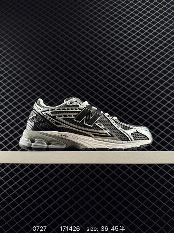 130 JUNYA WATANABE x New Balance NB 1906R 新百伦联名款舒适百搭防滑低帮生活休闲鞋乐福鞋 Junya Watanabe 和 New Balance 再次联手，推