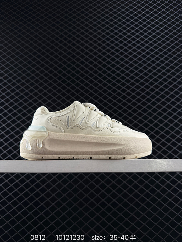 150 公司级✅Fila Fusion 斐乐潮牌  时尚潮流休闲运动板鞋 鞋面设计理念源自于历史篮球鞋款SMASH 从其复古鞋面提炼元素 结合板鞋鞋底做现代拼接的混搭风格设计 鞋侧身的TPU 保留滑板