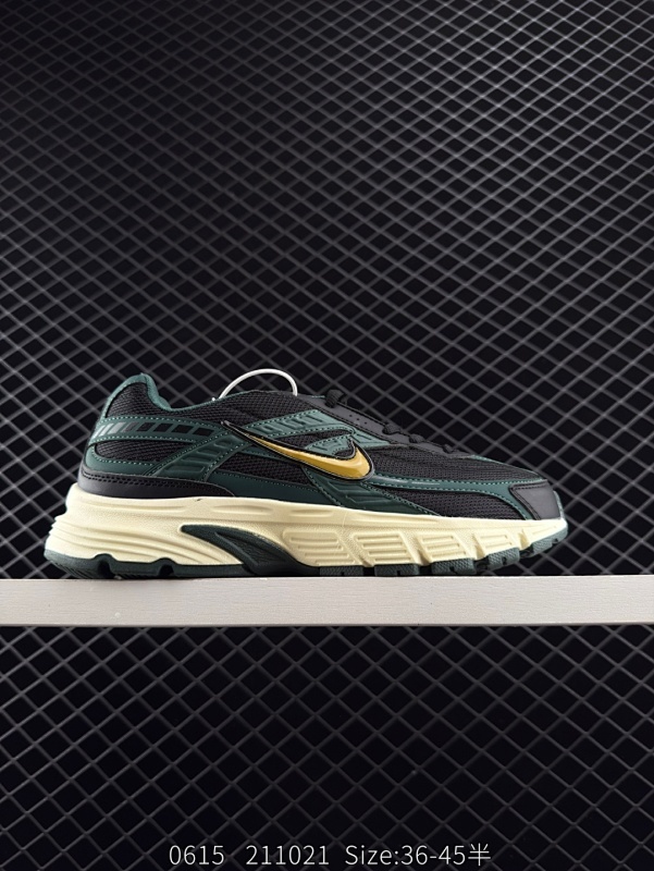 105 ✅Nike WMNS NIKE INITIAOR 复古单品 专为实现舒适畅跑而打造，Nike lnitiator跑步鞋采用透气鞋面，巧搭轻量中底，提供轻盈减震防护效果动态支撑减震防滑耐磨透气