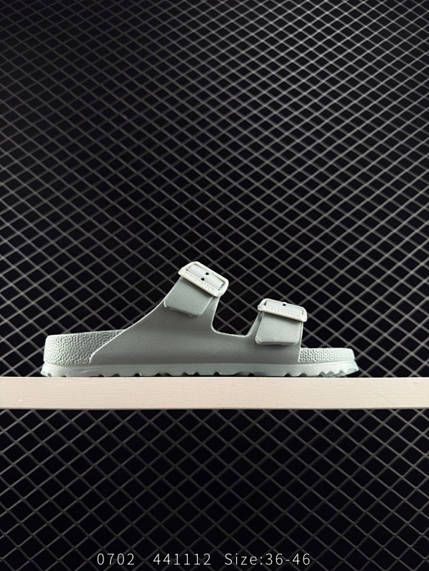 60 明星同款✨夏季主推‼️ Birkenstock 博肯/勃肯 EVA 双扣拖鞋凉鞋 拖鞋大厂出品 夏季走量必备爆款超轻发泡大底 整鞋十分轻便 男女同款 货号：1029538 尺码：36 37