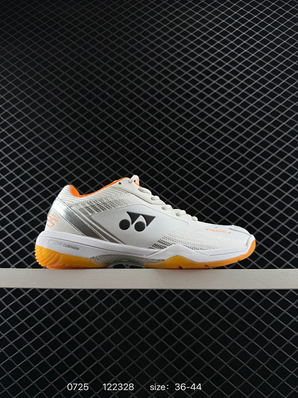 140 YONEX BADMINTON SHOES尤尼克斯羽毛球鞋超轻专业训练球鞋  货号：SHB65Z3WEx 类型：男女鞋 码数：36～44 编码：122328 全文  详情          ¥