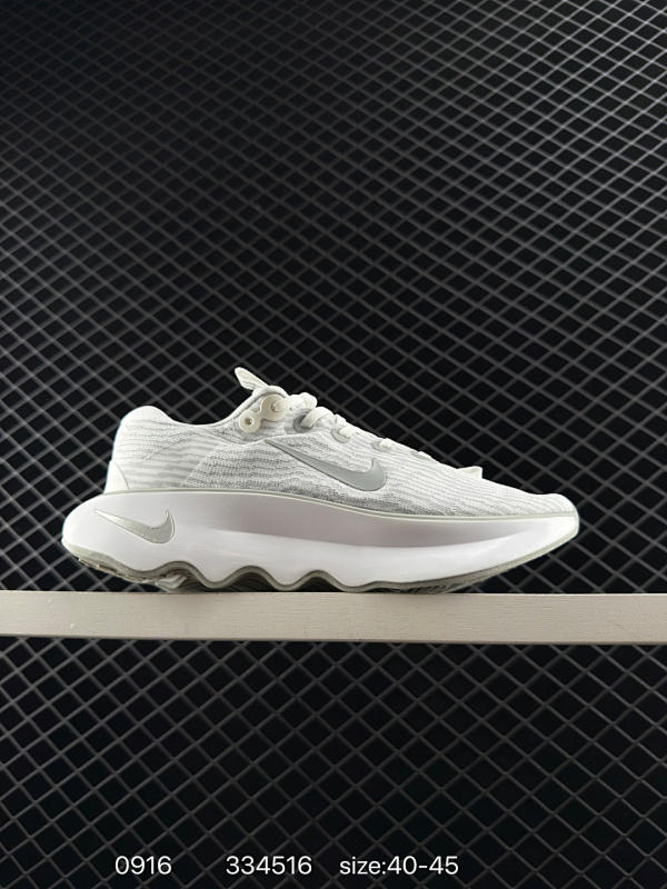 80 耐克Nike Motiva Se耐克缓震防滑耐磨透气运动鞋 马拉松 波浪鞋 中底搭载的全掌 Cushlon 3.0 超厚泡棉，搭配波浪形的弯曲设计，有助于缓解脚部压力，带来更为柔软轻松的脚感体验