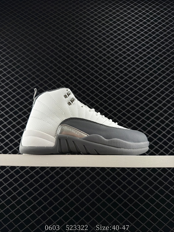 110 Nike Air Jordan 12 防滑 高帮 AJ12代复古篮球鞋 原楦原纸板开发 原汁原味12代鞋型 进口头层皮料真标真碳 用料绝不含糊 原盒原配 平台外单特供 独家供应开发 货号：CT