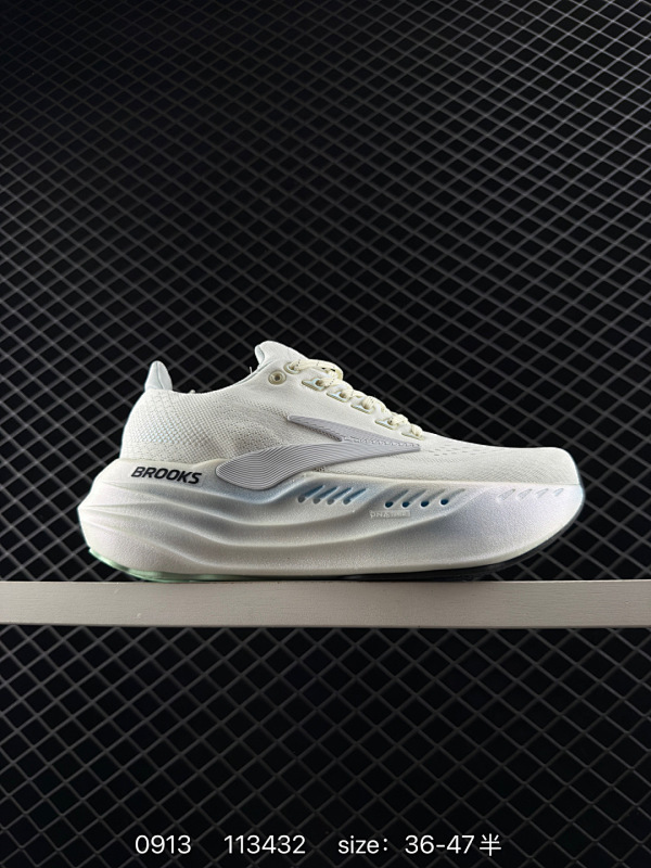 160 BROOKS布鲁克斯Glycerin 19 max超级甘油跑鞋男减震女跑步厚底马拉松 该鞋以厚实的中底和高分子注氮技术为特点，提供极致的缓震性能。鞋面柔软厚实，具有良好的包裹性能和散热性能。大