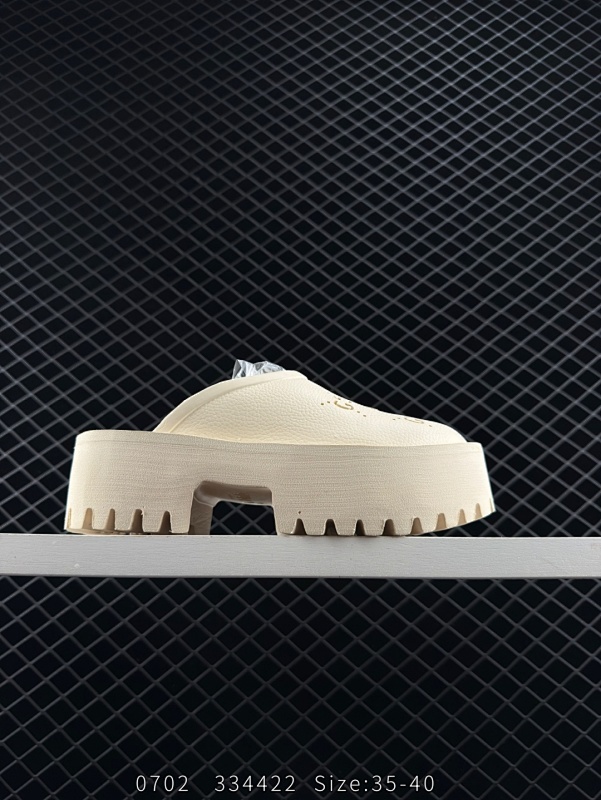 110 ❗️经典意大利时装奢饰品牌·古驰GUCCI Elea Logo Slip On Sandal 埃利亚系列夏穆勒风季沙滩涉水百搭潮流休闲运动洞洞包头露跟拖鞋式凉鞋  货号：663577 JFB0