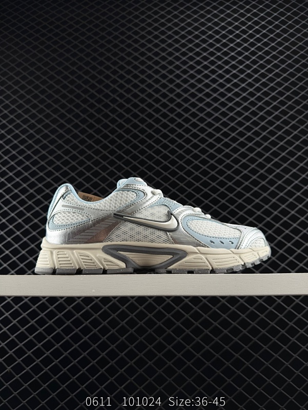 120 公司级✅Nike V5 RNR 耐克 舒适百搭防滑耐磨 低帮休闲鞋 鞋面是大网孔设计 透气性超强 夏天穿完全不会闷脚 特别适合现在这种天气 中底是泡棉材质 脚感特别舒适 走一天脚都不会累 而且