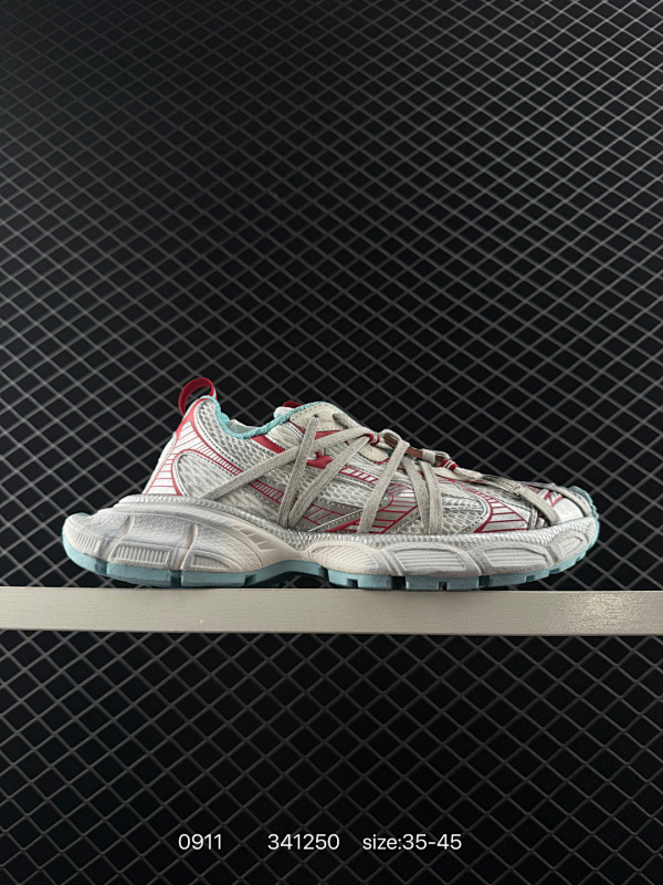 250男女鞋配件防尘袋及附送鞋带#全部采用原档案原楦数据开发#采用环保天空革与网眼织物鞋面材质#内嵌EVA环保去臭环型鞋垫#搭载轻量发泡EVA缓震中底,组合防滑橡胶大底❗法国高端奢侈品牌-巴黎世家BA