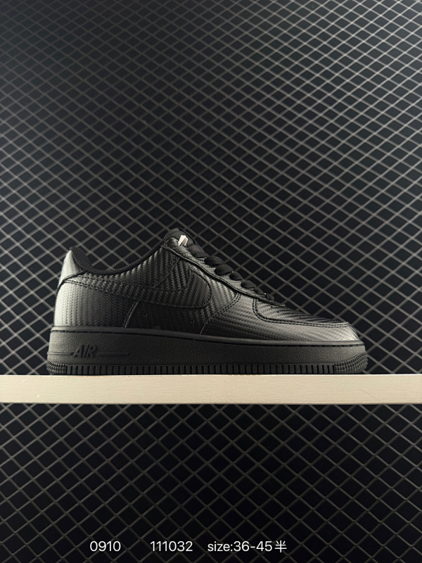 160 NIKE AIR FORCE 1‘07 原楦头原纸板 打造纯正低帮空军版型专注外贸渠道 全掌内置蜂窝气垫 原盒配件 原厂中底钢印、拉帮完美 货号:HF2886-001 Size:36 36.5