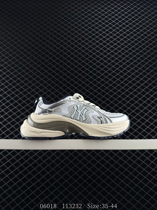 160 MLB BIGBALL CHUNKY CURVE 人气单品 轻量增高厚底百搭休闲运动慢跑鞋高级街头休閒品牌MLB公开了新推出的Chunky Liner系列，以学长鞋之名，定义每个人的少年感！M