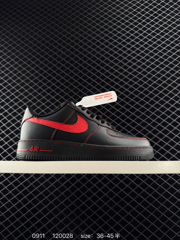 140 ✅Nike Air Force 1 Low 原楦头原纸板 打造纯正空军版型 专注外贸渠道 全掌内置蜂窝气垫  原盒配件 原厂中底钢印、拉帮完美    货号：HQ2037-101 Size：36