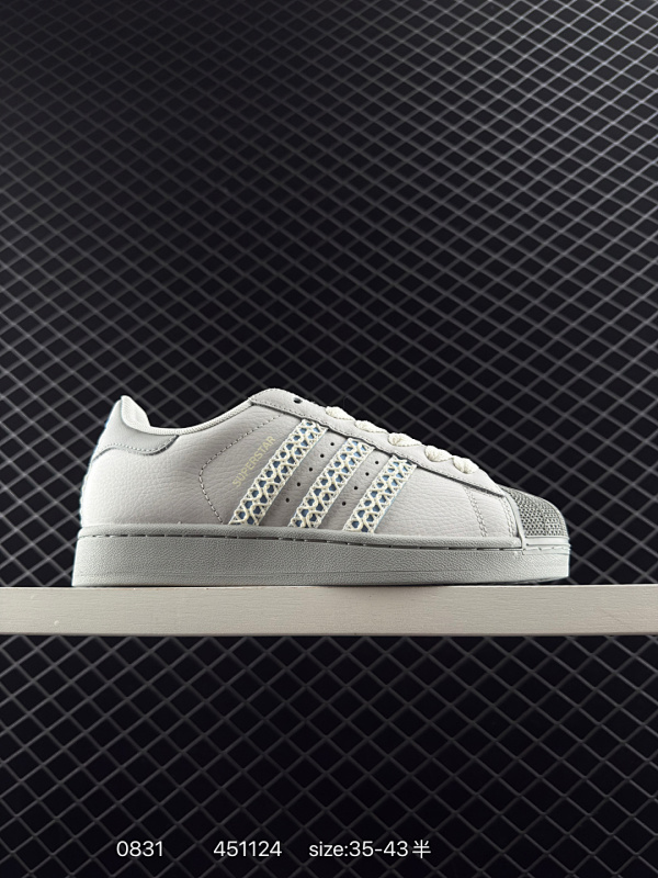 120 阿迪达斯/三叶草Adidas Originals Superstar 经典贝壳头系列低帮百搭休闲运动板鞋 货号：JQ8729 尺码：看图所示 编码：451124 全文  详情