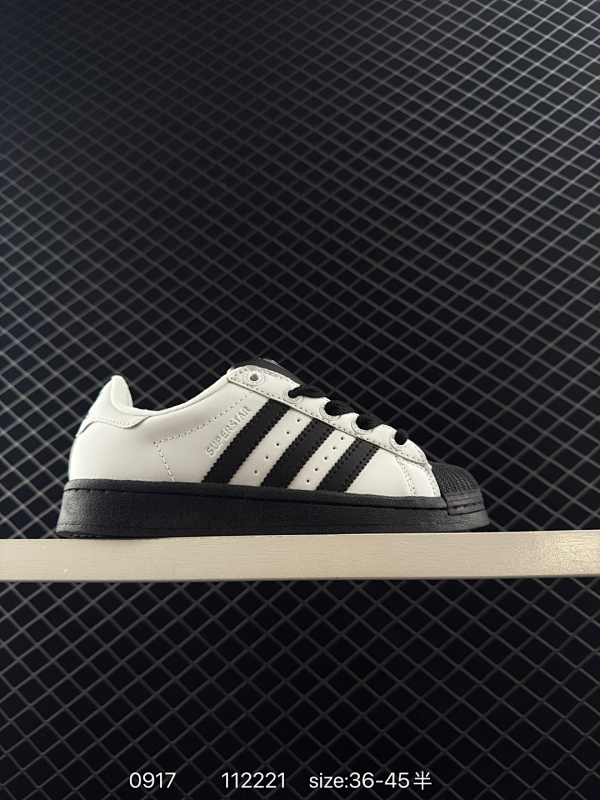105 阿迪达斯Adidas三叶草 Originals Superstar贝壳头系列低帮经典百搭休闲运动板鞋 货号:JI3538 尺码:35.5 36 36.5 37 38 38.5 39 40 40