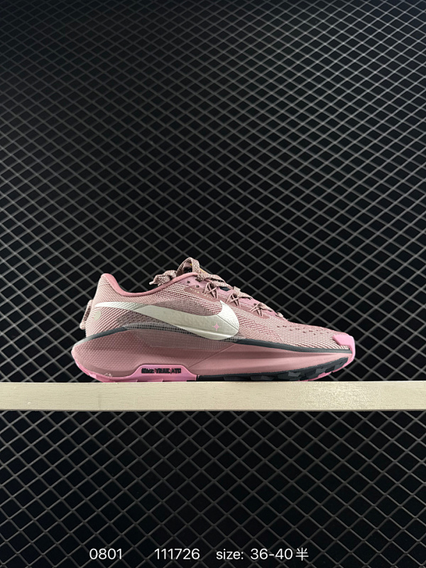 130 公司级✅Nike REACTX PEGASUS TRAIL 5 Next Nature 越野跑步鞋 登月兼顾迅疾外观和稳固脚感  后跟覆面和中足动态支撑巧妙融合  缔造稳定顺畅的迈步体验