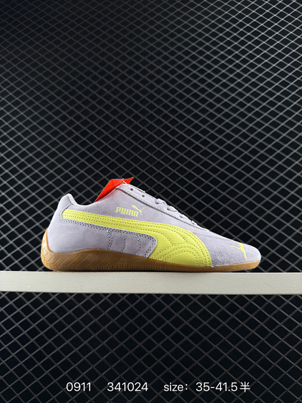 120 PUMA Speedcat OG 彪马 低帮 粉白色 女款防滑耐磨低邦训练鞋生活休闲鞋赛车鞋 鞋型是Puma联合赛车运动品牌Sparcoh专为专业赛车手而打造，流线型的粉色翻毛皮鞋面低调却不失