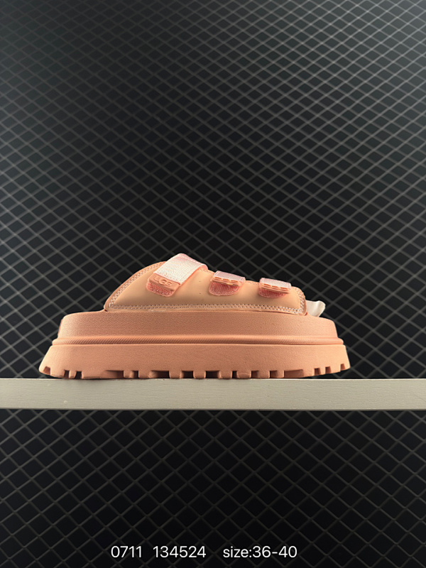 120 UGG GOLDENGLOW 夏季新款休闲舒适厚底魔术贴时尚凉鞋 编号：109924 尺码：36～40 货号：W/ 1167430 编码：134524 全文  详情          ¥ 12