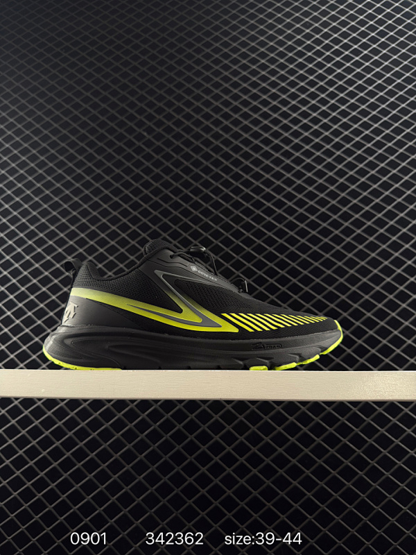 310 迪桑特DESCENTE EASE GORE-TEX 时尚 舒适 百搭 防滑耐磨 低帮 生活休闲鞋 原楦原纸版开发版型 鞋底设计有特殊的纹理或材料 以增加摩擦力 减少滑倒的风险 使用耐用的材料制