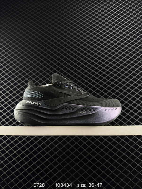 170 公司级✅Brooks 布鲁克斯Glycerin Max 超级甘油 厚底马拉松缓震跑鞋 该鞋以厚实的中底和高分子注氮技术为特点 提供极致的缓震性能 鞋面柔软厚实 具有良好的包裹性能和散热性能 大