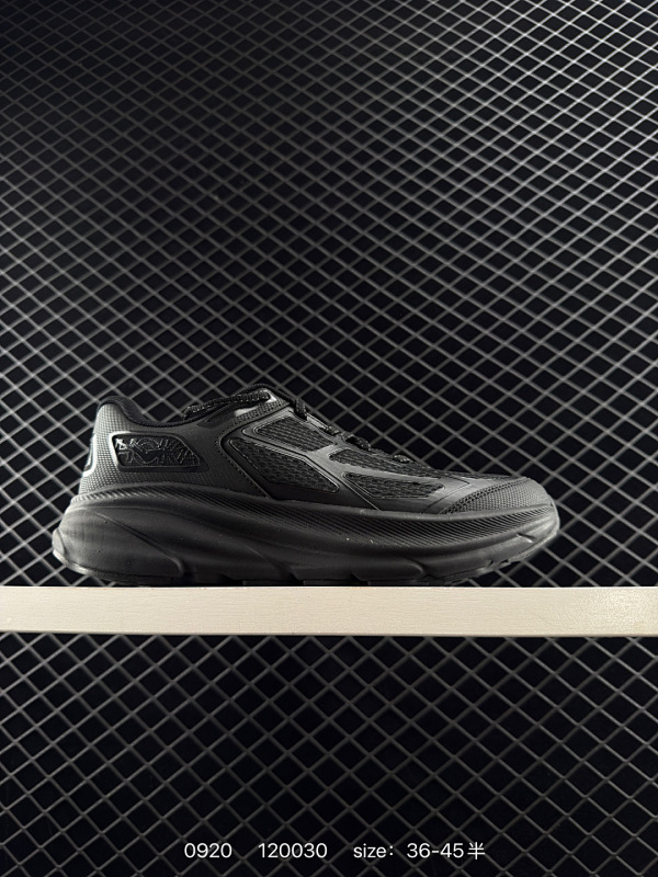 150 公司级✅HOKA M CLIFTON ONE9 轻量低帮户外越野跑鞋 户外山脉越野轻量运动跑鞋  鞋面用轻的无缝架构 鞋带用了弹性不易松脱的扁宽弹性鞋带 轻薄的TPU贴在透气的鞋面上 前掌与中