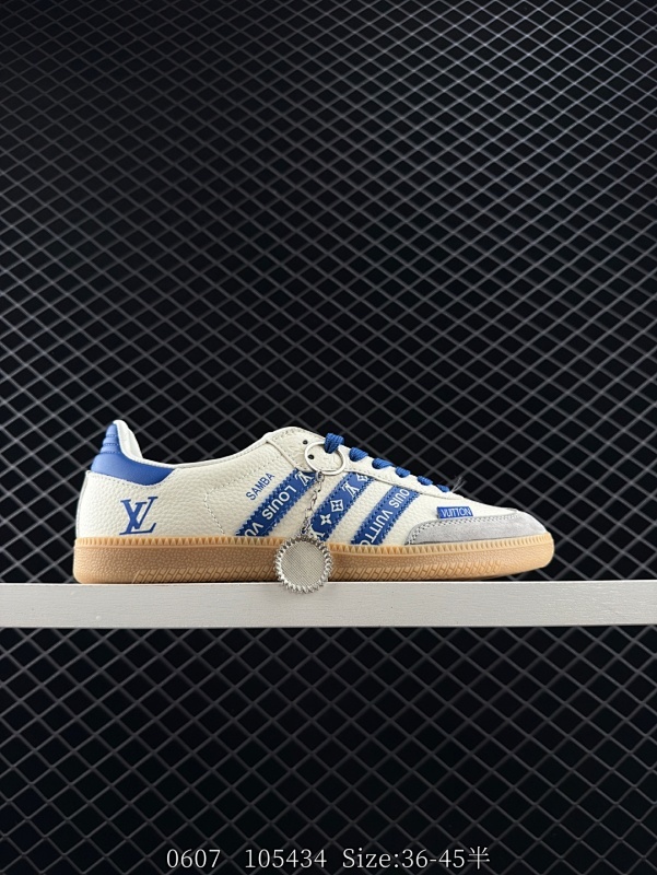 170 阿迪达斯三叶草Adidas Originals Samba OG 桑巴舞系列绅士德训足球风百搭低帮休闲运动板鞋 货号：XR005 尺码：36-45带半码