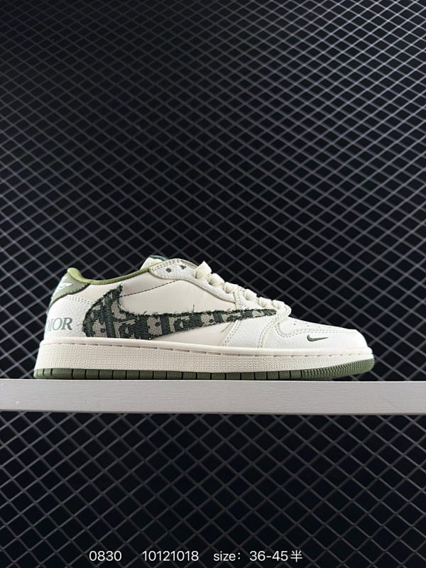90 Travis Scott x Fragment Design x Jordan Air Jordan 1 Low OG SP 迪奥联名——“米白绿纹”  多方联名合作融合了Travis Scot