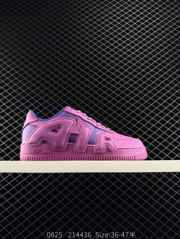 180 CPFM x NK Air Force 1 Low 空军一号系列低帮 S2纯原生产线出品 经典百搭休闲运动板鞋“联名放大补丁字母”近日，A$AP Bari 在其官方社交媒体上预告了 Cactu