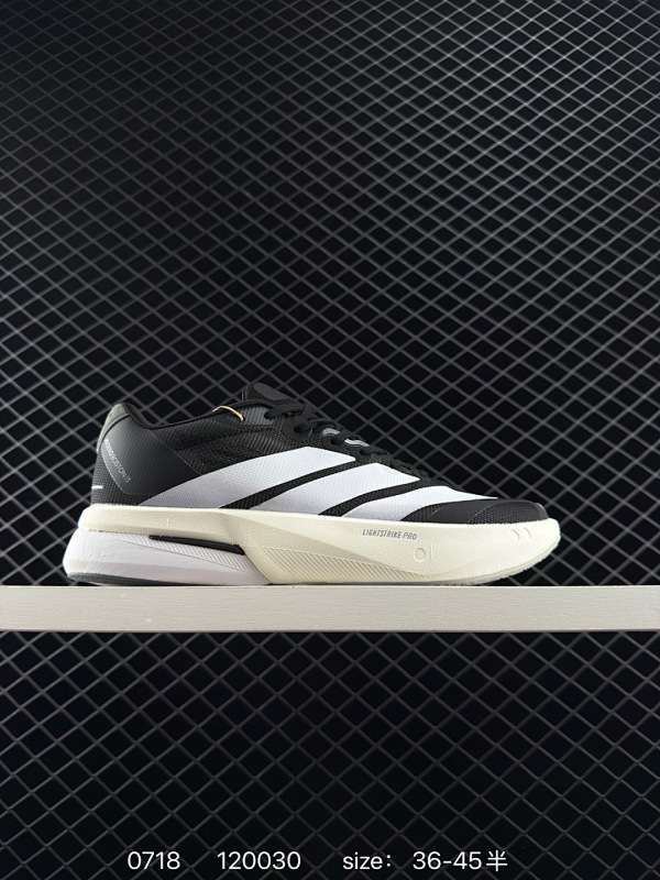 140 Nike REACTX PEGASUS TRAIL 5 GTX 越野跑步鞋 登月兼顾迅疾外观和稳固脚感  后跟覆面和中足动态支撑巧妙融合  缔造稳定顺畅的迈步体验 官方货号：FQ0908-