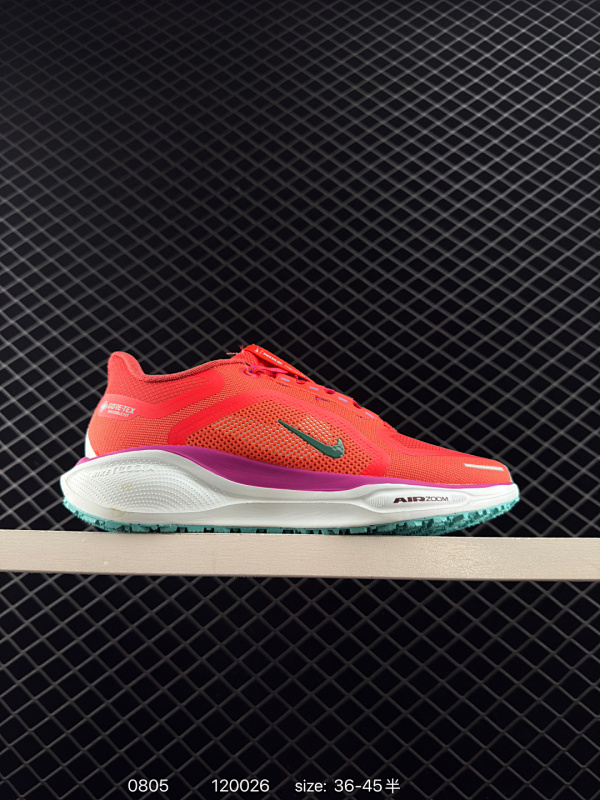 130 颠覆式升级！Nike「飞马新鞋」触感柔软，质感升级！随着“耐克「蓝图」系列”在巴黎的盛大发布，全新一代 登月41代 Nike Pegasus 41也正式登场啦！Nike Pegasus 41采