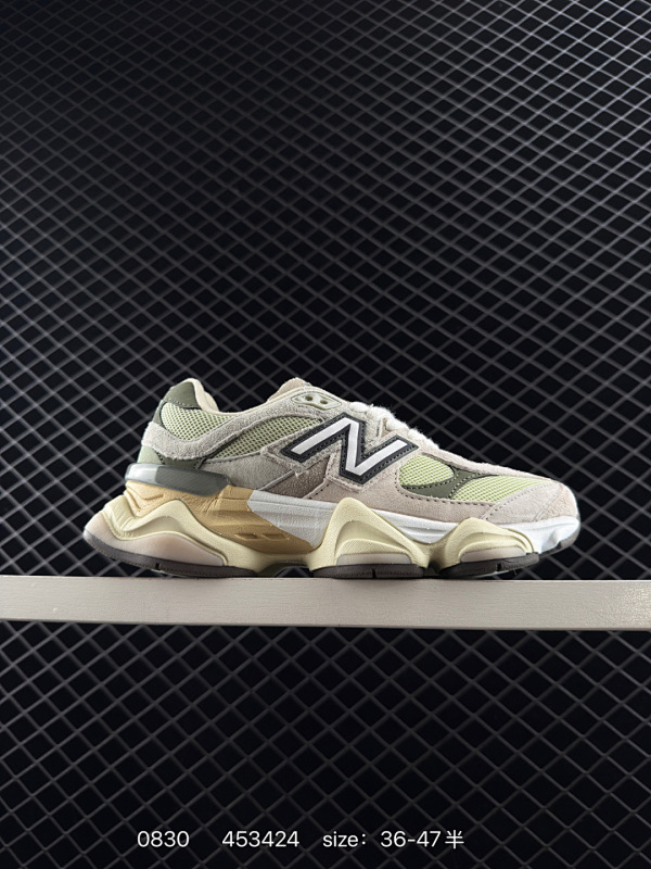 120 新百伦NB Joe Freshgoods x New Balance 公司级版本NB9060 复古休闲运动慢跑鞋 鞋款灵感源自设计师本人对夏日的怀日回忆。鞋面大身由空间双格及磨砂鞋面拼接而生，