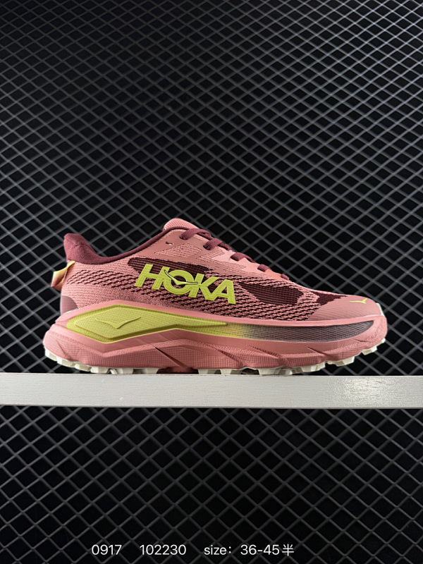 150 ✅小红书推荐HOKA M CLIFTON 9 全新配色 这个品牌来自于新西兰的毛利语，HOKA表示大地，ONE ONE表示飞越，连起来就是飞越地平线，ONE ONE不是读作“万万”，正确读法是