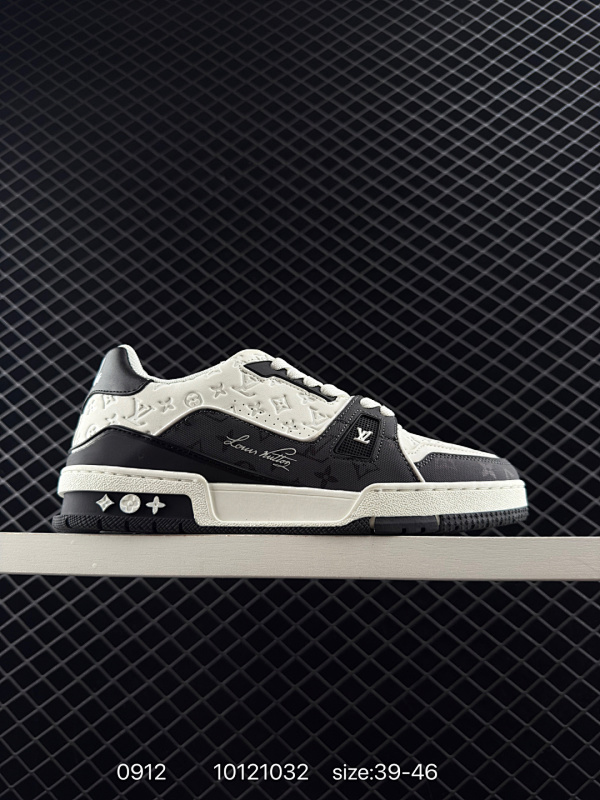160 真标✅Louis Vuitton Trainer Sneaker Low 全新 LV 路易威登 休闲运动文化百搭板鞋  尺码:如图 编码：10121032  详情       ¥ 160