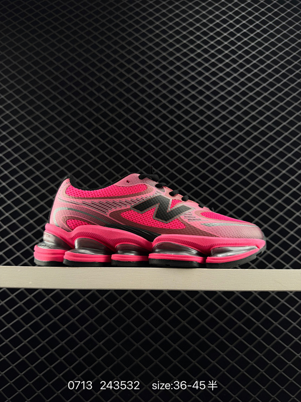 160 New Balance 新百伦 M2000系列 时尚百搭 织物人造革猪皮减震防滑耐磨低帮跑步鞋 货号:U2000DB 尺码:36 37 37.5 38 38.5 39.5 40 40.5 41