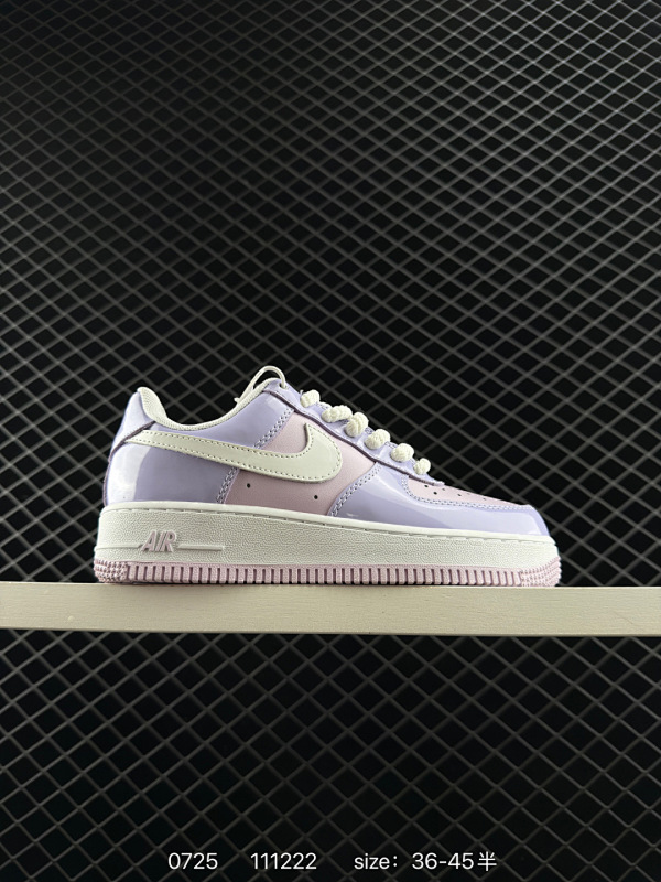 110 Nike Air Force 1 Low 紫粉漆皮 原楦头原纸板 打造纯正空军版型 专注外贸渠道 全掌内置蜂窝气垫  原盒配件 原厂中底钢印、拉帮完美    官方货号：HV9405 500 S