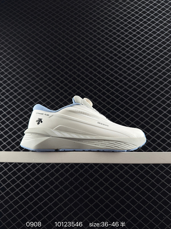 230 公司级✅迪桑特DESCENTE LAVITATE WIRE 3.0 舒适百搭防滑耐磨 低帮 休闲跑步鞋 采用大网眼材质鞋面 轻薄通透不闷热 前掌易弯折设计 提供灵活的穿着感受 后跟Z-FOAM