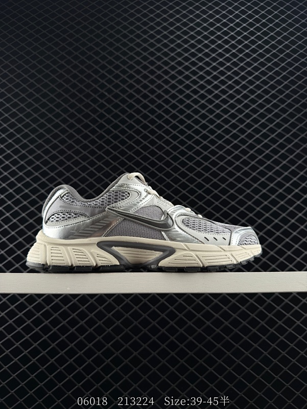 120 耐克 （NIKE）2025年新款 NIKE V5 RNR 轻量缓震支撑休闲鞋 舒适防滑耐磨低帮复刻运动鞋 厚底增高老爹鞋 HJ5228-003经典设计与现代工艺完美结合，带来舒适脚感与潮流外观