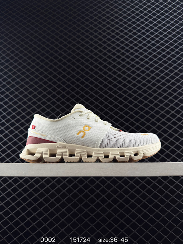 120  Cloudsurfer 4全新综合体能训练运动鞋Cloud X4 舒适乐趣跑，缓震、轻量 On昂跑 Cloudsurfer上演中底“变形计” ，打破传统格局缔造柔软脚感。 On昂跑对于值友来