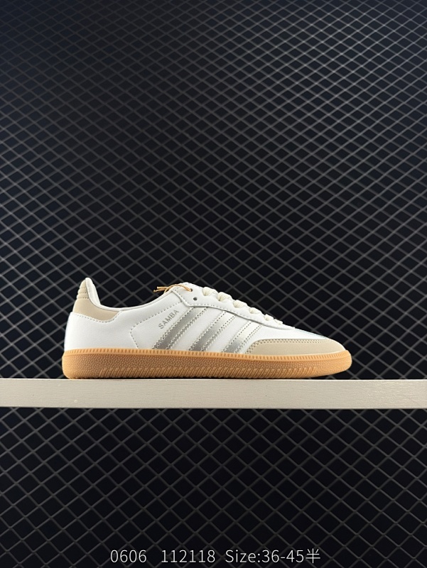 90 真标✅Adidas Originals Samba OG 桑巴舞系列 阿迪达斯 三叶草 绅士德训足球风百搭低帮休闲运动板鞋 货号：JL2725 尺码：36 36.5 37 38 38.5