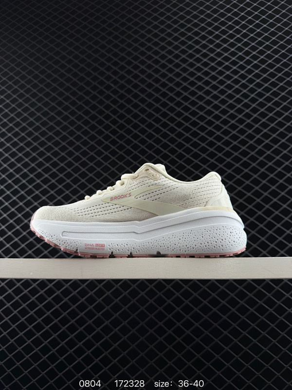 140 Brooks 布鲁克斯 Hyperion Max 2 超弹轻盈跑步鞋  低帮透气缓震支撑休闲运动慢跑鞋采用改进工程空气网眼组合热熔工艺鞋面材质搭载DNA LOFT V2密度泡棉缓震系统中底外置