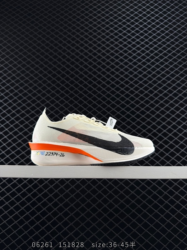 140 Nike ZoomX Vaporfly NEXT% 4 马拉松系列公路竞速超轻缓震跑步鞋 HF6414-001 #鞋款轻盈，同时保持出色性能表现。此鞋款质感轻盈，无论是日常畅跑还是马拉