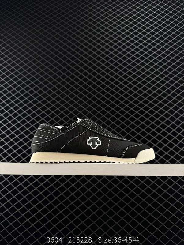 140 DESCENTE迪桑特CHRON系列复古运动休闲鞋帆布鞋 货号：D5231 LSN27 尺码：36-45带半码 编码：213228