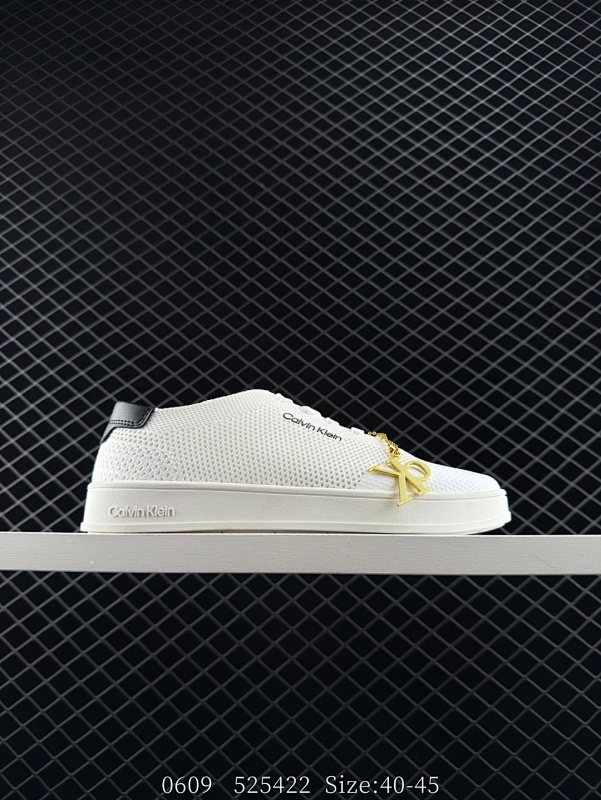 110 【新品】Calvin Klein/卡文克莱 街头 低帮 运动潮流 复古小白鞋 板鞋 Calvin Klein Jeans 25新款 男ck透气织物网面休闲运动阿甘鞋简约百搭 防滑耐磨休闲鞋